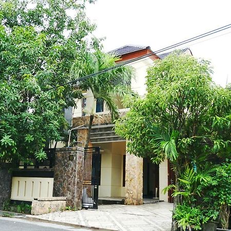 绿色泗水伊斯兰家常旅馆公寓 外观 照片
